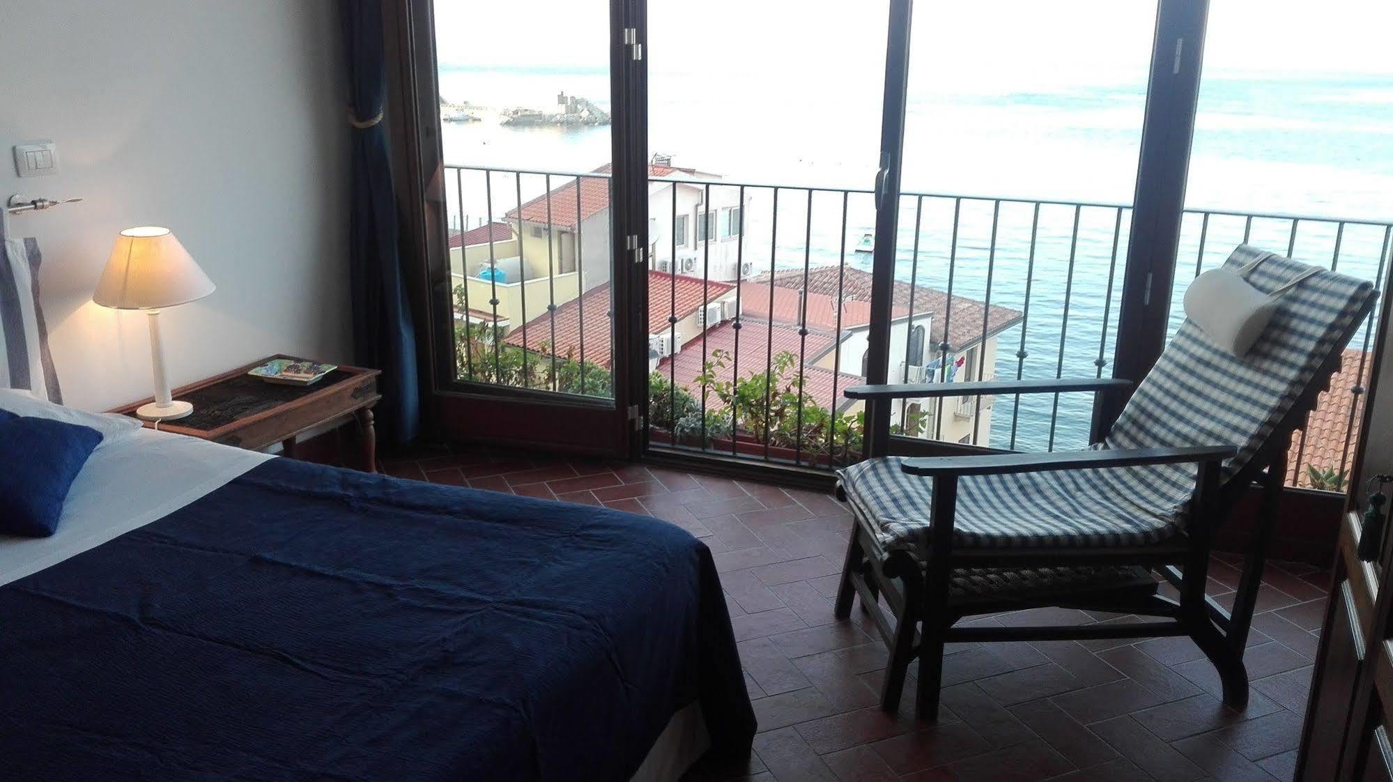 B&B Chianalea 54 Scilla Exterior photo